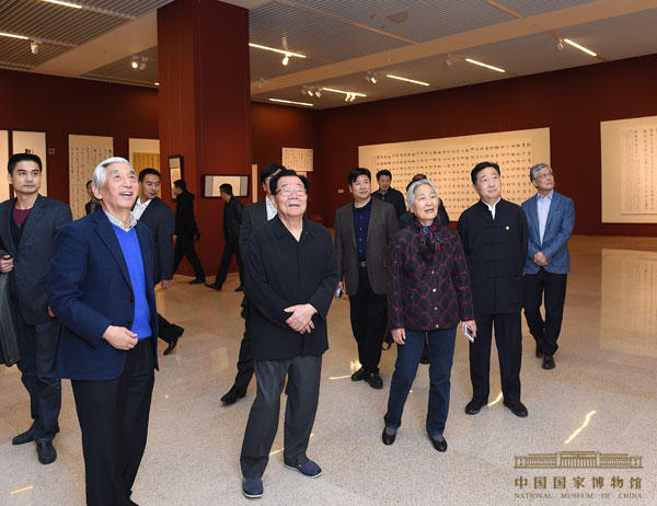 3月21日，李瑞环同志参观“追梦之旅——张海书法展”